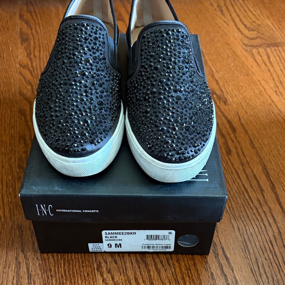 Womens INC Black Embellished Slip-On Sneakers Size 9 🌟